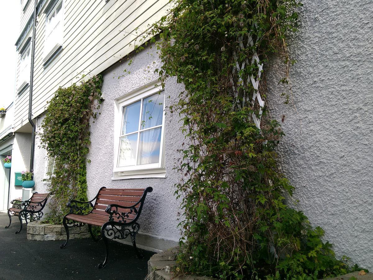 Berg Apartments Svolvaer Exterior photo